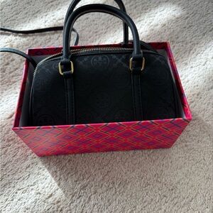 Black Tory burch bag